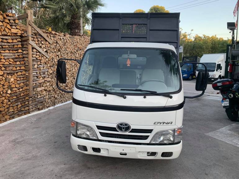 Toyota DYNA ’11